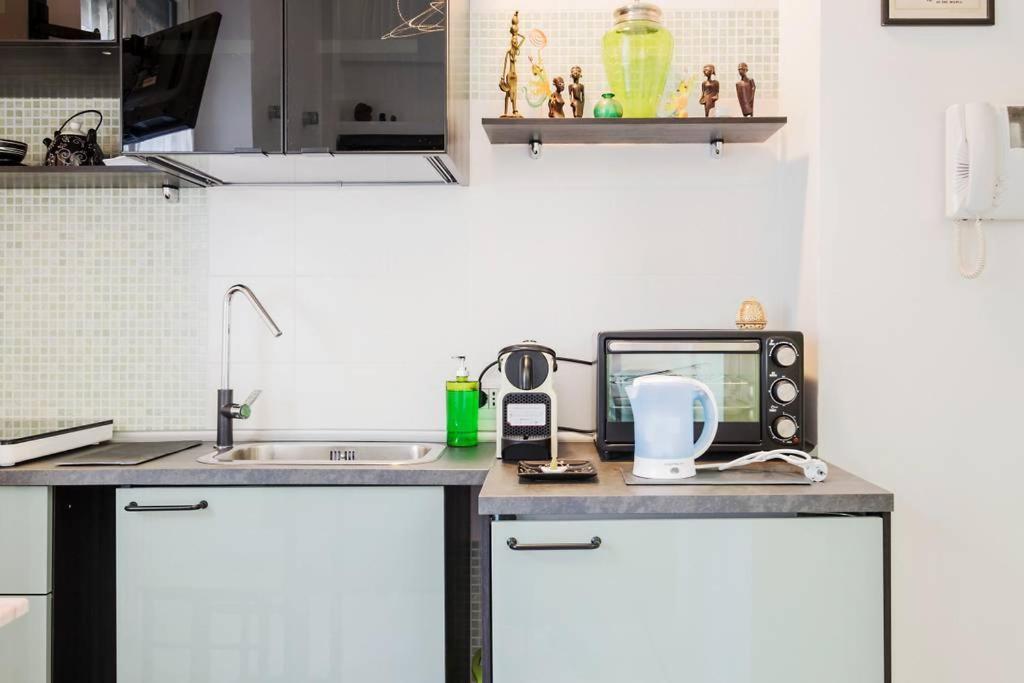 ℒovely & ℰlegant Studio Next To Duomo/Missori Milaan Buitenkant foto