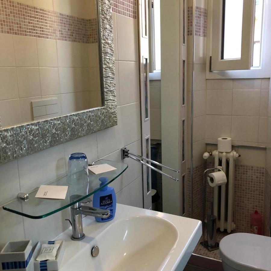 ℒovely & ℰlegant Studio Next To Duomo/Missori Milaan Buitenkant foto