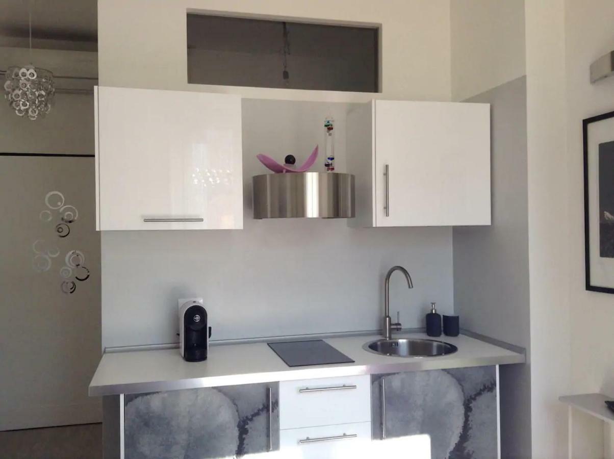 ℒovely & ℰlegant Studio Next To Duomo/Missori Milaan Buitenkant foto