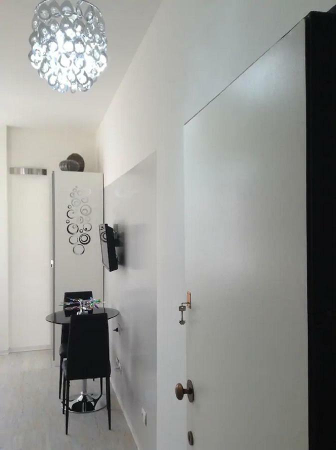 ℒovely & ℰlegant Studio Next To Duomo/Missori Milaan Buitenkant foto