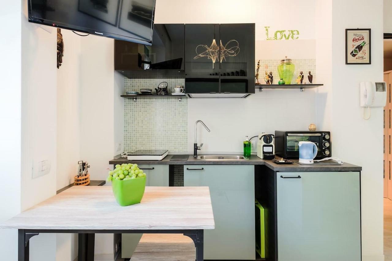 ℒovely & ℰlegant Studio Next To Duomo/Missori Milaan Buitenkant foto